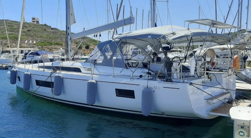 Beneteau Oceanis 51.1